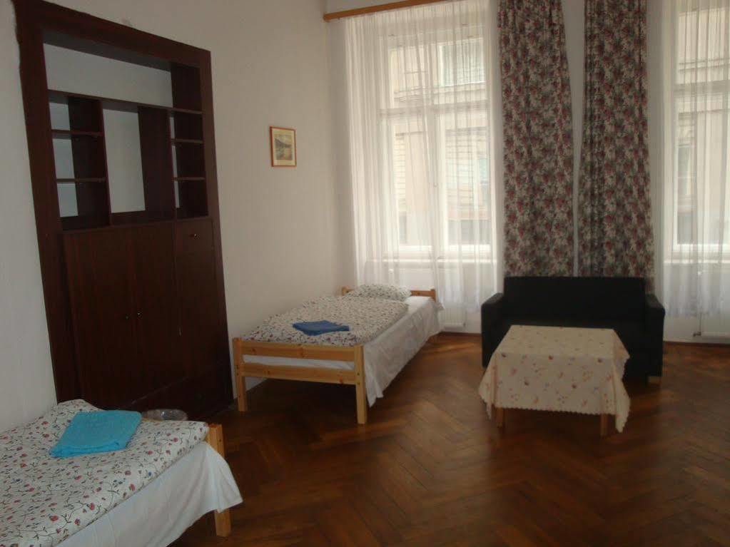 Gallery Hostel 布拉格 外观 照片